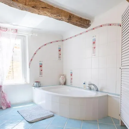 Ferienhaus Maison Au Calme Saint-Julien-du-Verdon